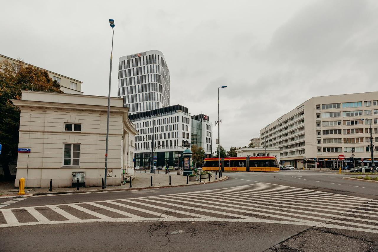 Shortstaypoland Klonowa Varsó Kültér fotó